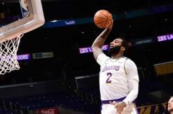 爱游戏网页版登录入口-澳洲后卫三分雨下，全面压制对手的简单介绍