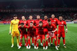 爱游戏课程-职业足球俱乐部获得历史性胜利