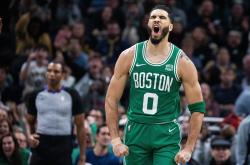 爱游戏官方入口-凯尔特人胜独行侠，塔图姆全场27分