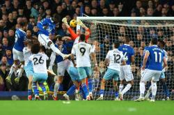 爱游戏网址-曼城大胜桑德兰，瓜迪奥拉战术变化获得肯定