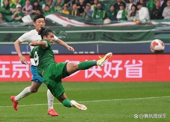 关于北京队在场上大放异彩，观众欢呼不断！的信息