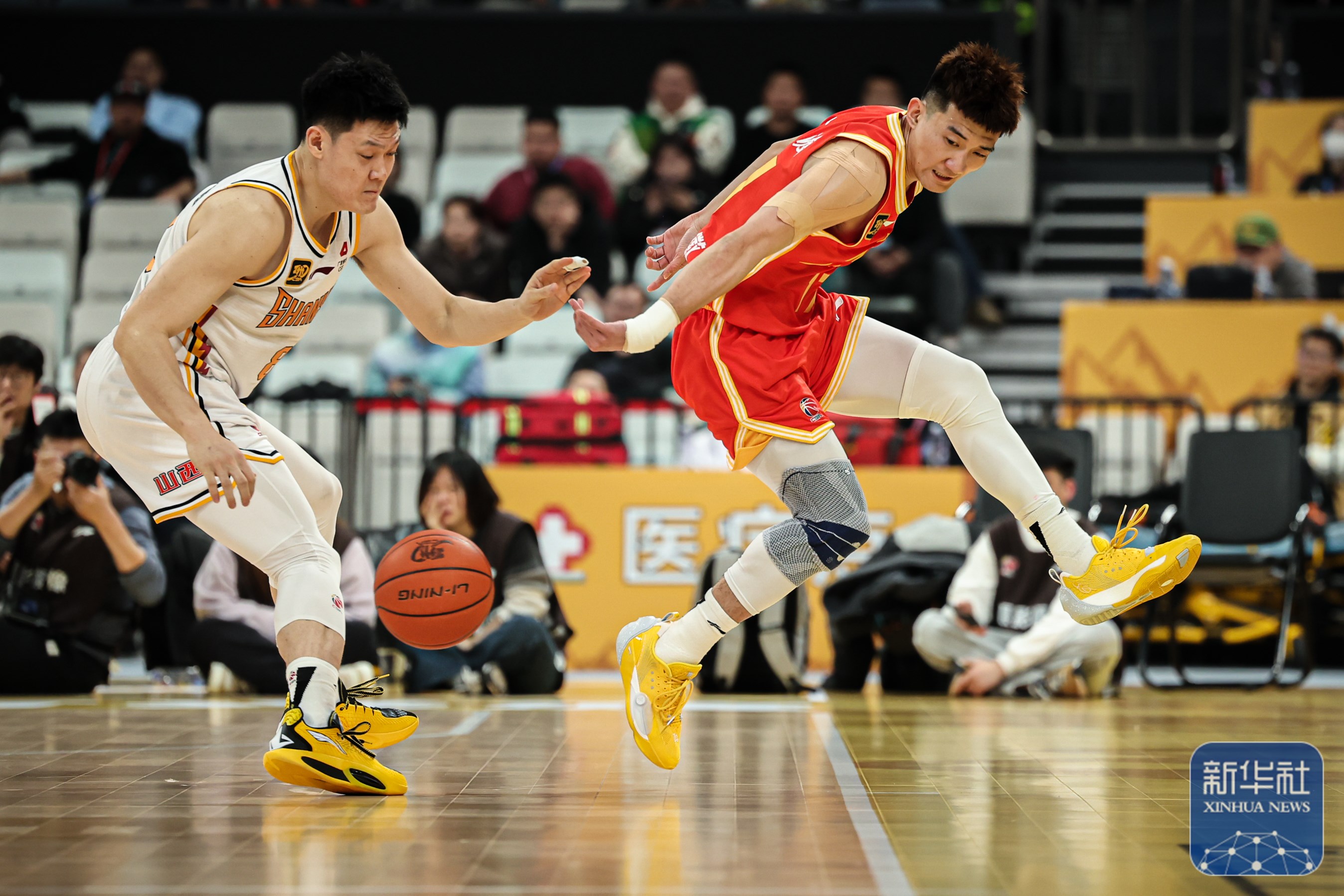 辽宁队客场一胜难求,不敌浙江男篮的简单介绍 辽宁队客场一胜难求,不敌浙江男篮的简单介绍