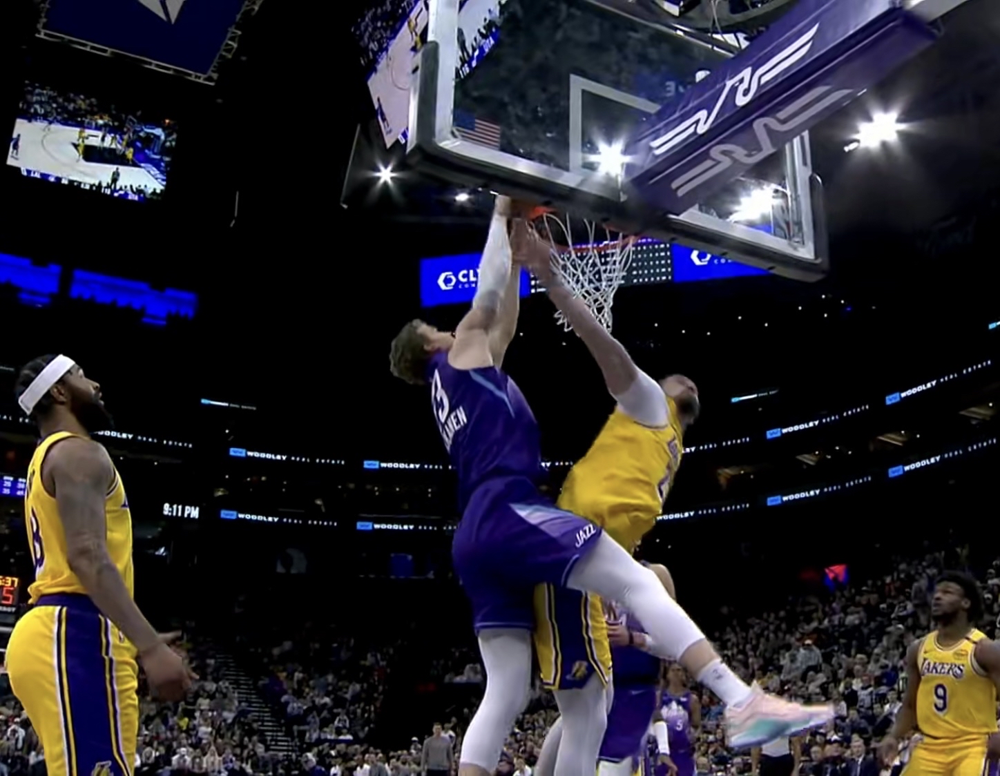 湖人客场负于爵士，詹姆斯全场高效